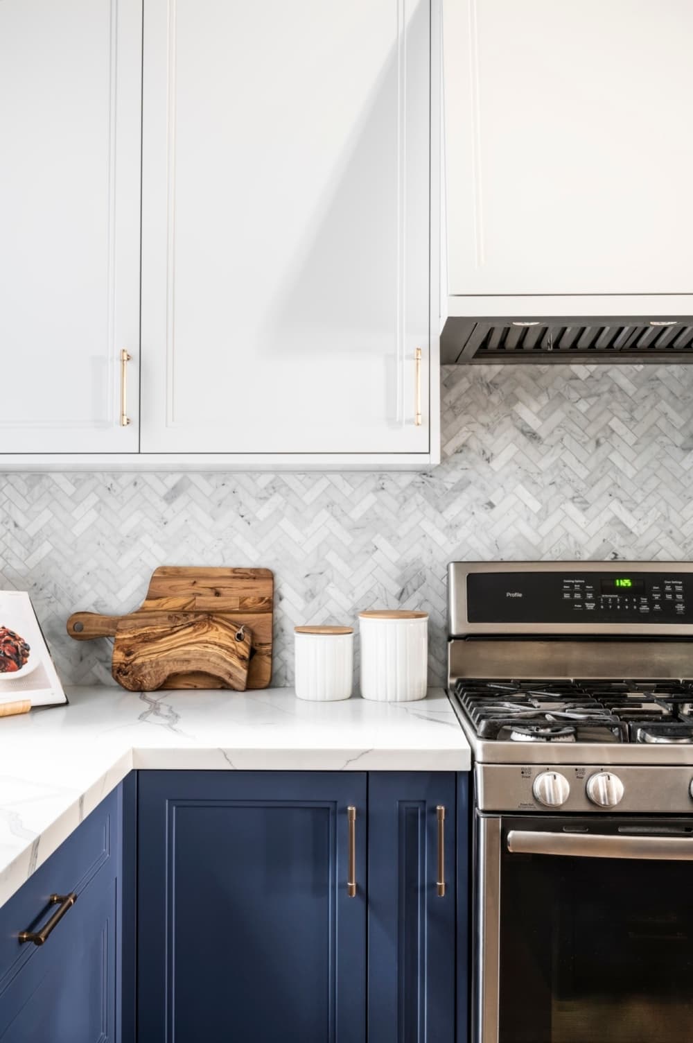 Boulton interior kitchen stove detail