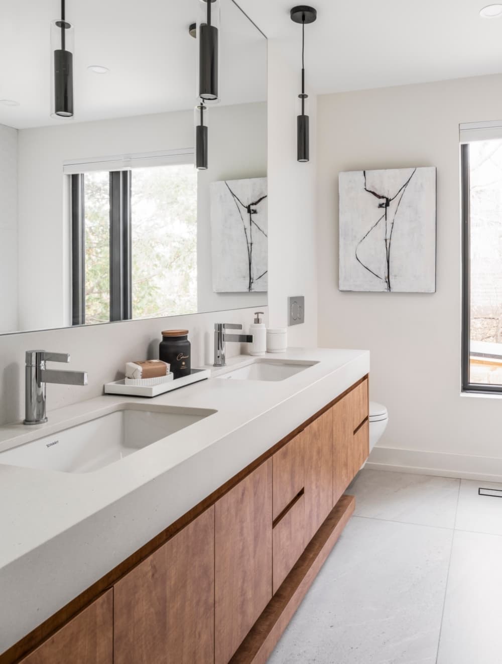 Ensuite bathroom double vanity