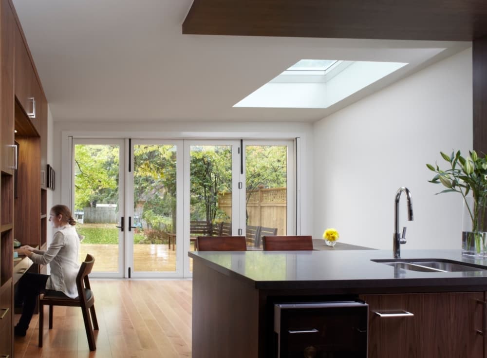 Hogarth interior kitchen rear view